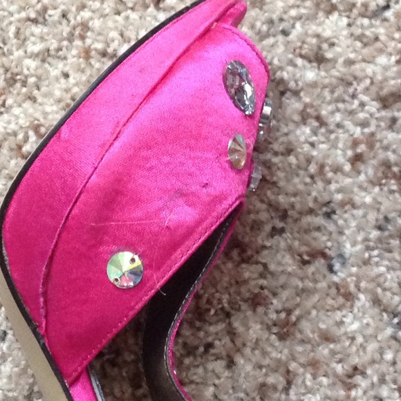 Mojo Moxy Party Heels - Picture 3 of 7